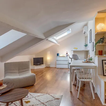 Attic Urban Ap4485 By Riviera Homes Lägenhet Nice
