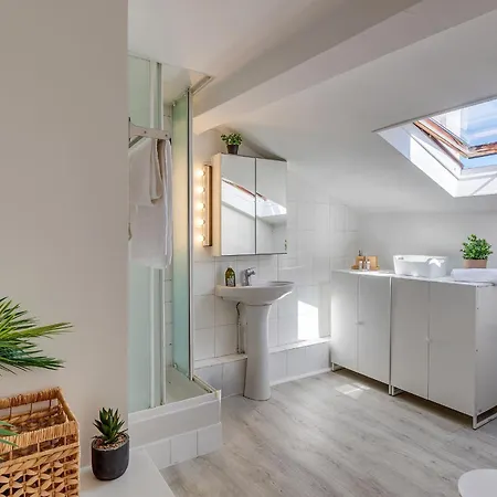 Attic Urban Ap4485 By Riviera Homes Appartement Nice